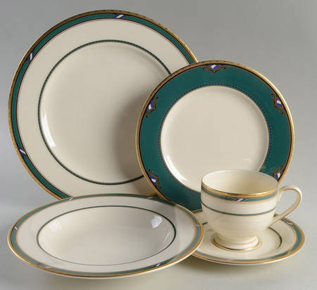 Estate Jewel 5 Piece Place Setting