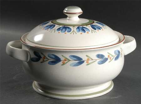 Blossom Fleur 2 Qt Round Covered Casserole
