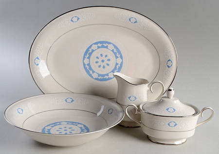 Dorchester 5 Piece Hostess Set