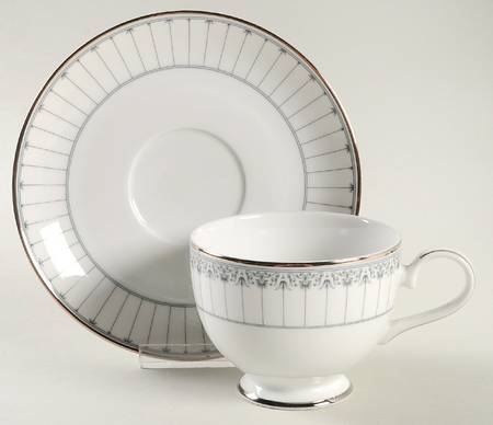 Plaza Suite Footed Cup & Saucer Set