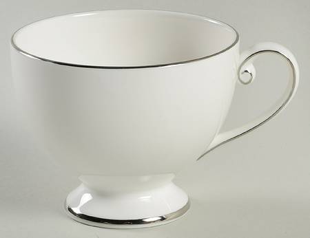 Cameo Platinum Footed Cup