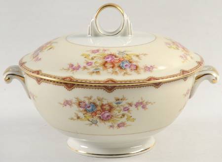 MEI647 Sugar Bowl & Lid by Meito