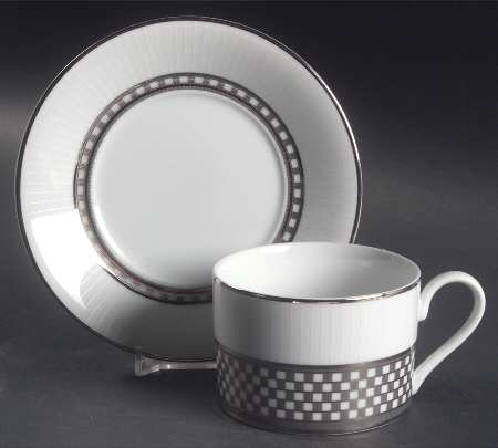 Platinum Symmetry Flat Cup & Saucer Set