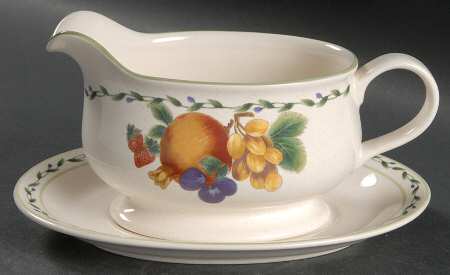 Summer Grove Gravy Boat & Underplate