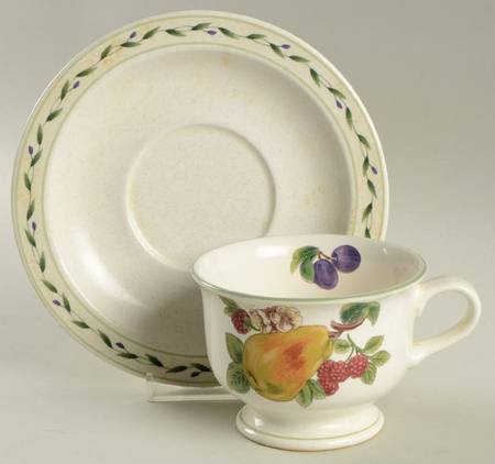 Summer Grove Footed Cup & Saucer Set