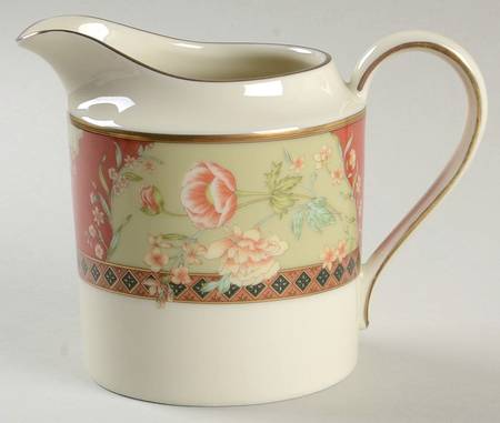 Camellia Creamer