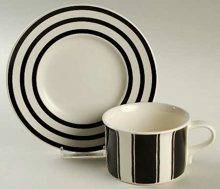 Madison Avenue Flat Cup & Saucer Set