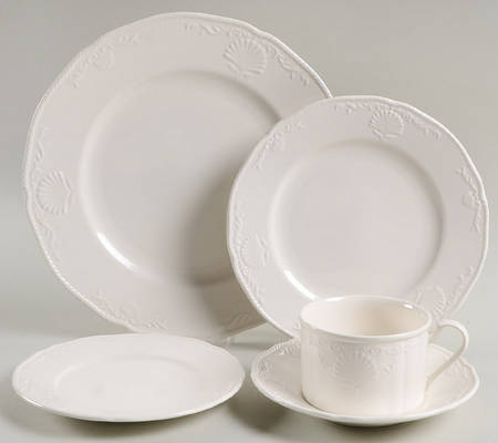 South Hampton White 5 Piece Place Setting