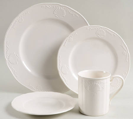 South Hampton White 4 Piece Place Setting