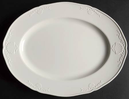 South Hampton White 15" Oval Serving Platter