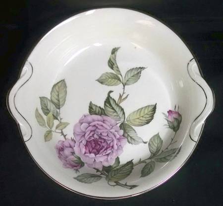 Venetian Rose (Smooth, Platinum Trim) 9" Round Vegetable Bowl