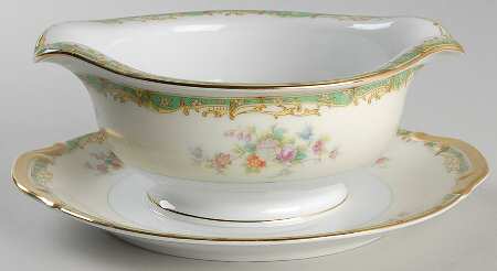 MEI673 Gravy Boat with Attached Underplate