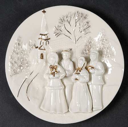 Holiday Elegance Wall Plaque