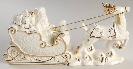 Holiday Elegance Santa Claus with Sleigh Figurine