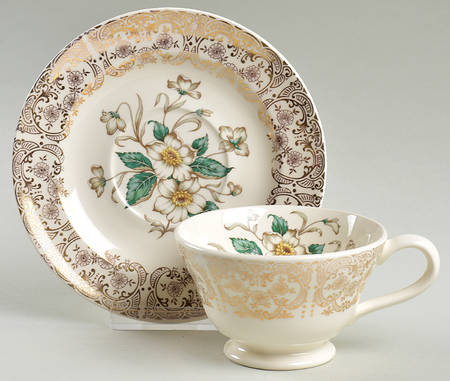 MNR7 Footed Cup & Saucer Set by Mount Clemens