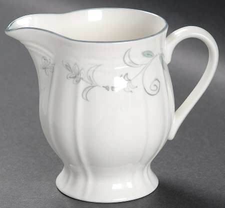 Avondale Creamer by Mikasa