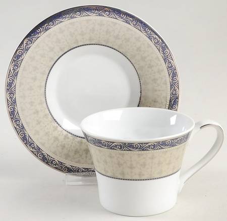 Delacourt Flat Cup & Saucer Set