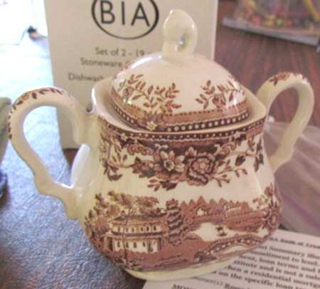 Tonquin Brown Sugar Bowl & Lid