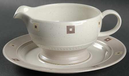 Penthouse Gravy Boat & Underplate