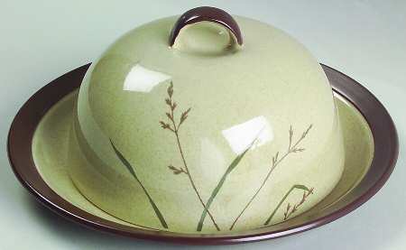 Nature's Charm Round Covered Butter