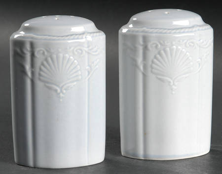 South Hampton Blue Salt & Pepper Set