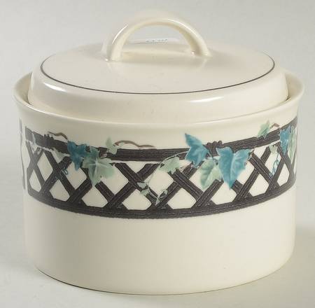 Ebony Accent Sugar Bowl & Lid