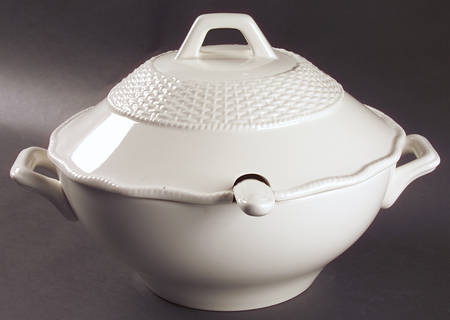 Country Manor White Tureen & Lid w/Ladle
