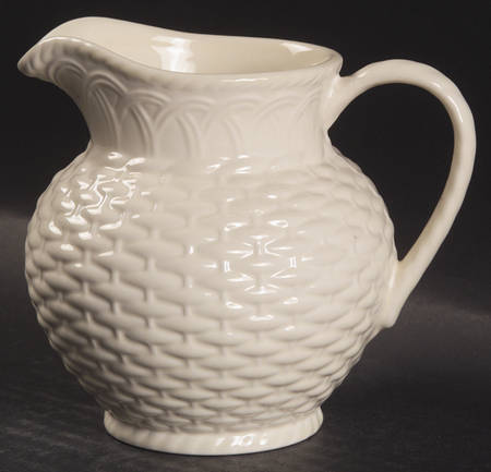 Country Manor Cream Creamer