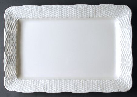 Country Manor Cream 17" Rectangular Serving Platter