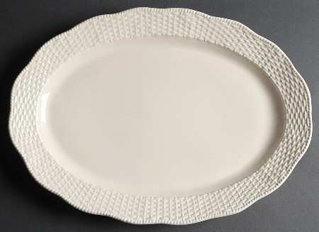 Country Manor Cream 18" Oval Serving Platter