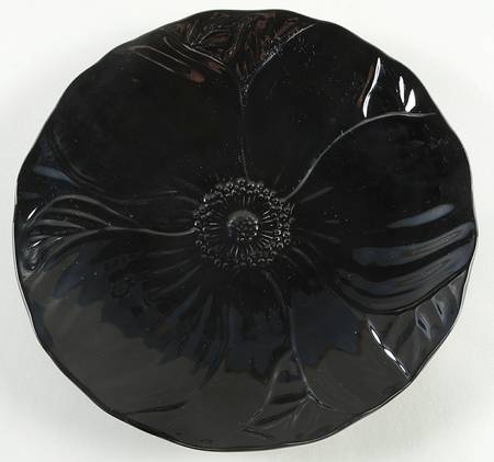 Country Manor Black Accent Salad Plate