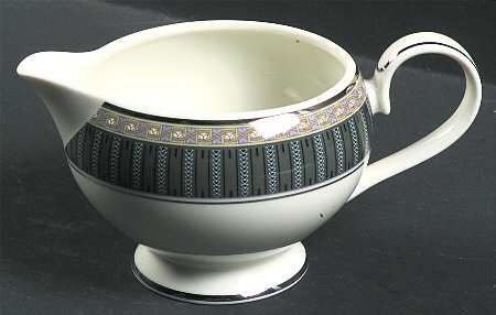 Tuxedo Park Creamer