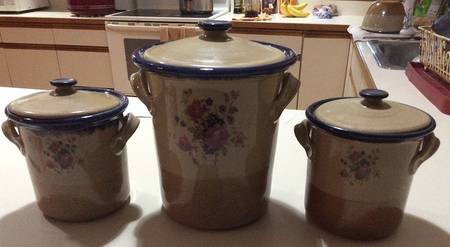 Chippendale Medium Canister & Lid
