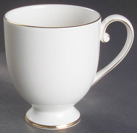 Cameo Gold Cappuccino Mug