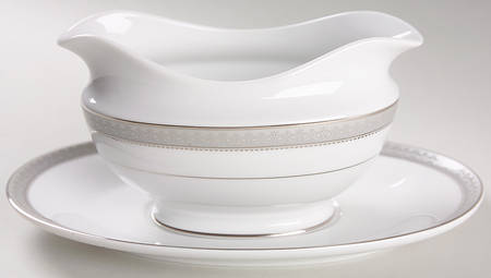 Gravy Boat & Underplate