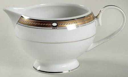 Pearl Ridge Creamer