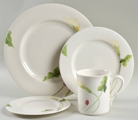 Classic Calla 4 Piece Place Setting