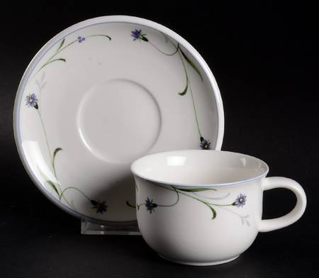 Meadow Sweet Flat Cup & Saucer Set