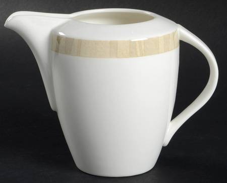 Nouveau Beige Creamer