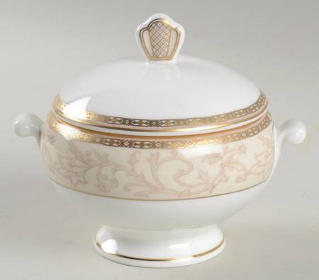 Buckingham Sugar Bowl & Lid