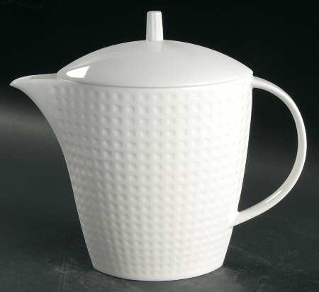 Detail White Coffee Pot & Lid