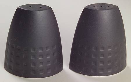 Ebony Contrast Salt & Pepper Set