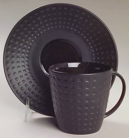 Ebony Contrast Flat Cup & Saucer Set