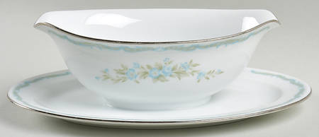 Monticello Gravy Boat with Attached Underplate