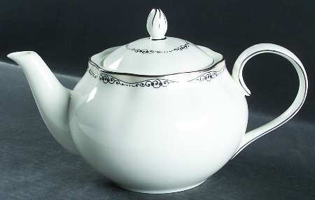Symphony Platinum Teapot & Lid
