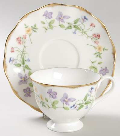 Potpourri Footed Cup & Saucer Set