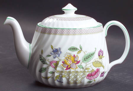 Haddon Hall Trellis Teapot & Lid