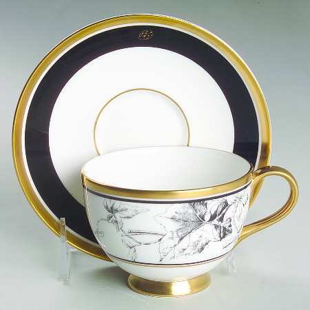 Rosenborg Footed Cup & Saucer Set