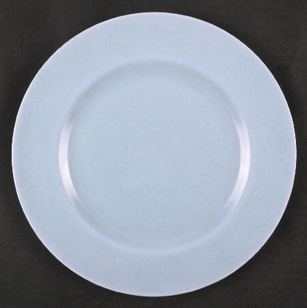 200 Powder Blue (Satin, Rim) by Metlox - Poppytrail - Vernon