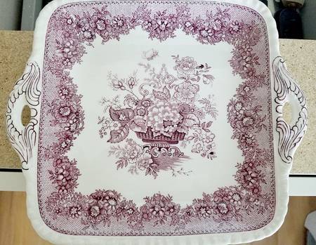 Ascot Mulberry Square Handled Cake Plate